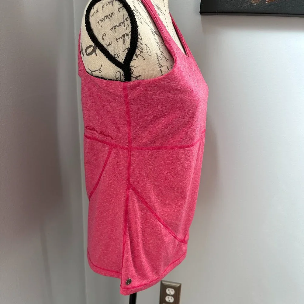 Tank with built in bra - Picture 3 of 8